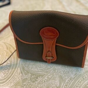 Vintage Dooney & Bourke AWL Crossbody.